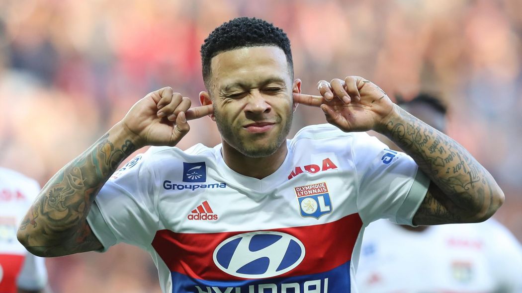 Memphis Depay offre la qualification en C1 à Lyon